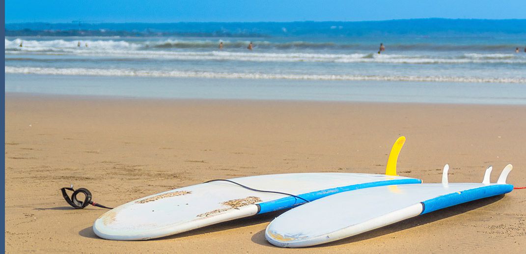 Arnalaya Beach House - Surfing in Bali